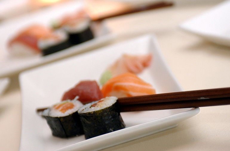 Sushi in gravidanza? Si può mangiare, a patto che… article-post
