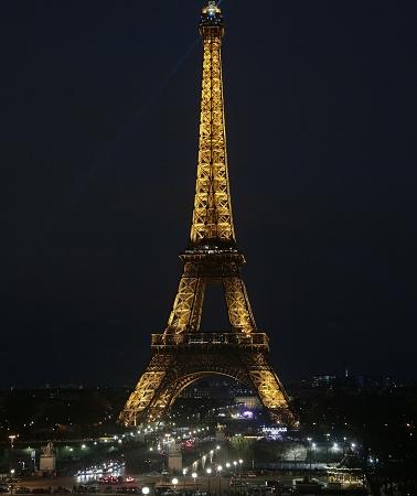 torre eiffel inaugurazione doodle