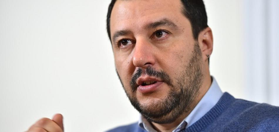 Matteo Salvini contro i rom