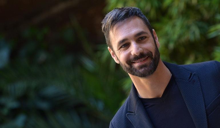raoul bova suocera vanity fair