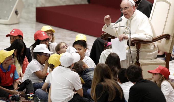 papa francesco fabbriche della pace