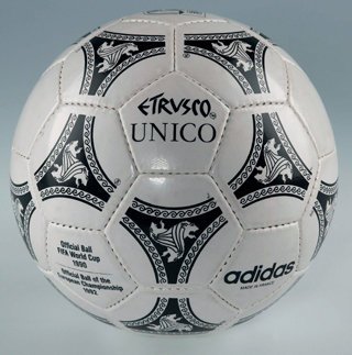 Facebook/ETRUSCO UNICO: BEST BALL EVER