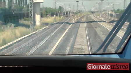 L’Italia divisa in due da un incendio in cabina elettrica: treni paralizzati article-post