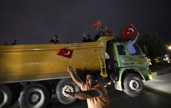 La notte del grande pogrom contro i curdi