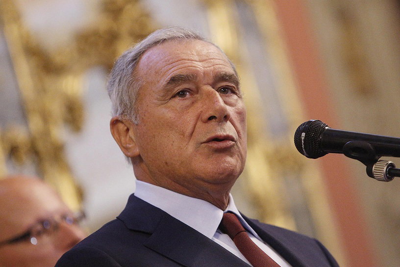 Riforme, Grasso: «Misurare parole, vedo segnali di dialogo». Minoranza Pd: «Per ora emendamenti restano» article-post
