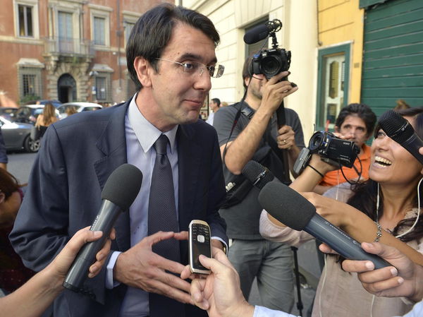 Legge di stabilità, D’Attorre lascia il Pd: «Non la voto ed esco dal partito»