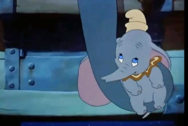 Dumbo: le 5 scene più tristi (ordinate per ettolitri di lacrime versate) article-post