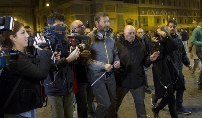 parigi sotto attacco