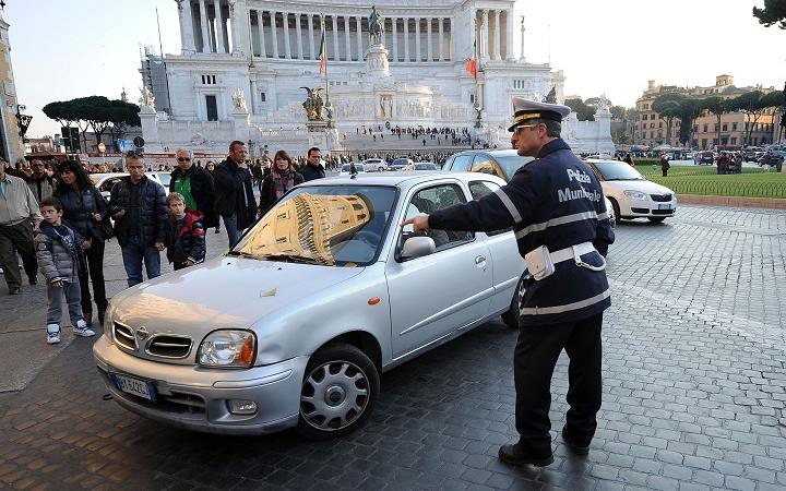 roma blocco veicoli inquinanti