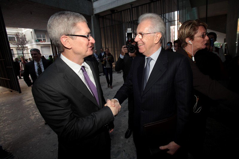 Il Discorso Di Tim Cook Agli Studenti Della Bocconi Giornalettismo