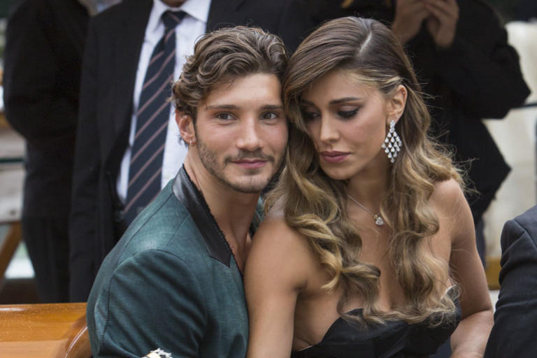 Stefano De Martino spiega perché è favorevole alle adozioni gay