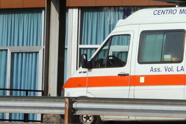 Un'ambulanza