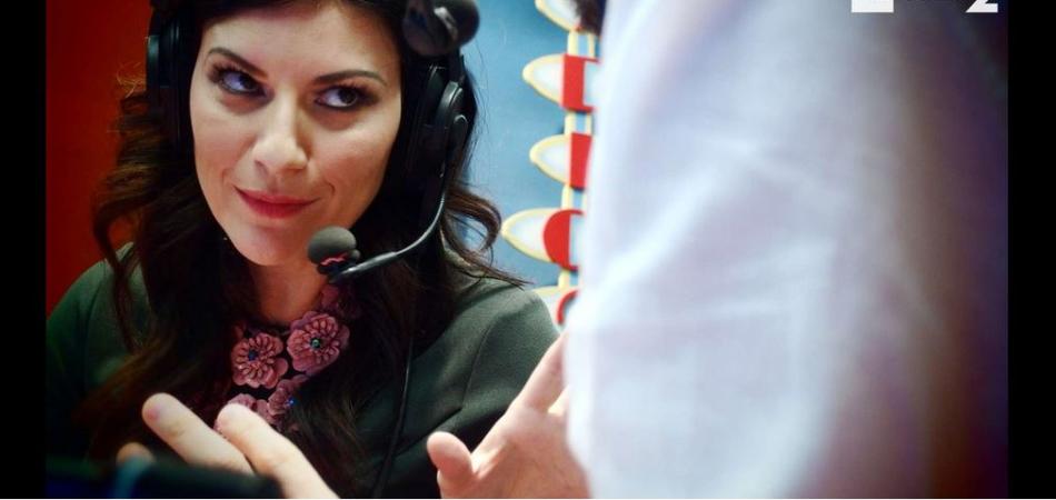 Laura Pausini Me La Sto Facendo Sotto