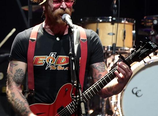 Eagles of Death Metal a Parigi dopo il Bataclan