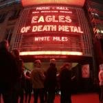 Eagles of Death Metal a Parigi dopo il Bataclan