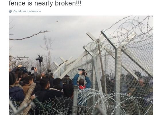 idomeni cariche polizia
