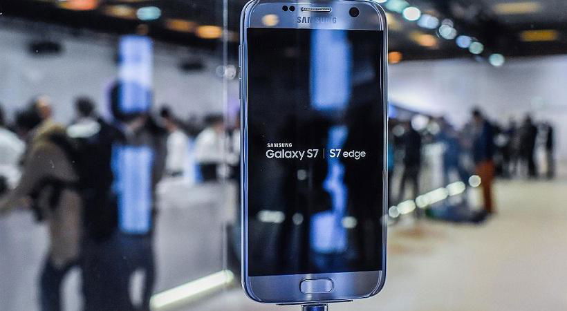 Samsung Galaxy S7 Samsung Galaxy S7 Edge