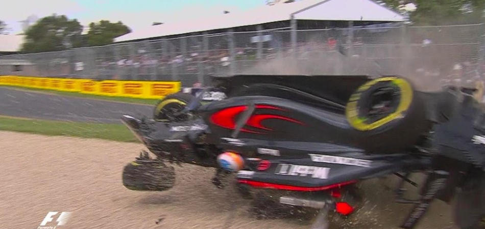 Fernando Alonso incidente Video