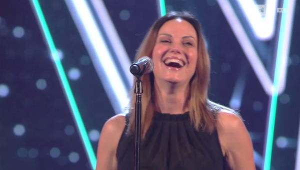 Chi è Neja, la stella dance ’90 che fa sentire Emis Killa un “cog….” a The voice | FOTO | VIDEO