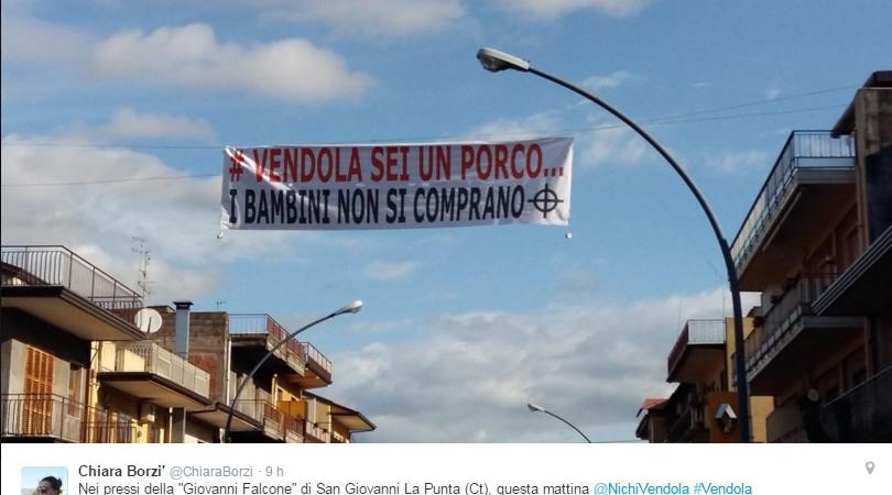 nichi vendola striscione