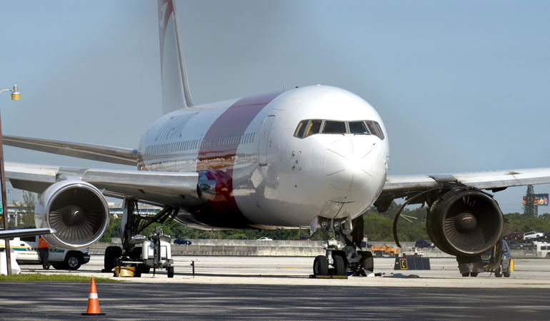 pilota lasciato aereo fiumicino