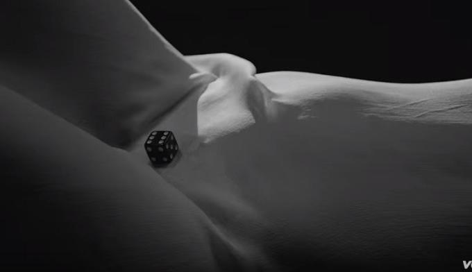 rihanna nuda kiss it better video