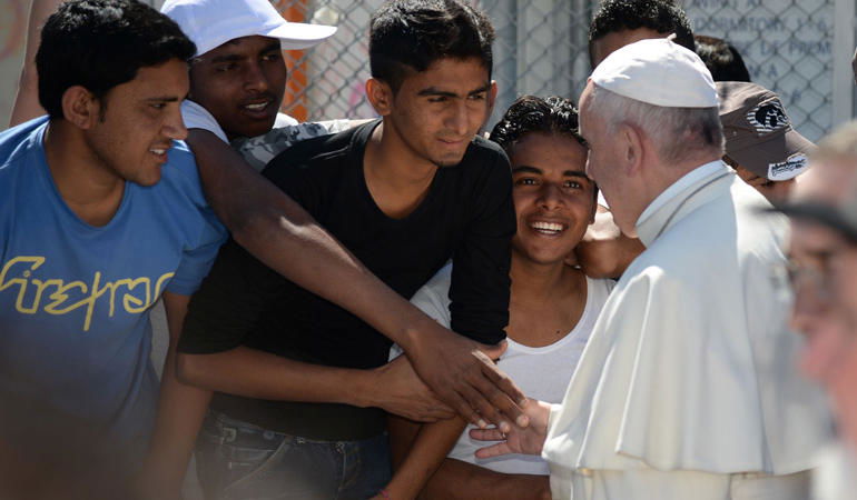 papa francesco lesbo