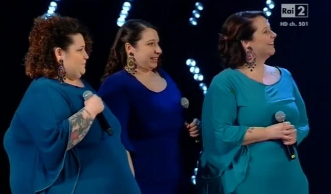 the voice proposta di matrimonio lesbica video