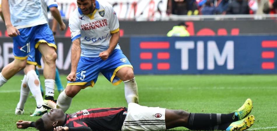 Mirko Gori scherza Mario Balotelli