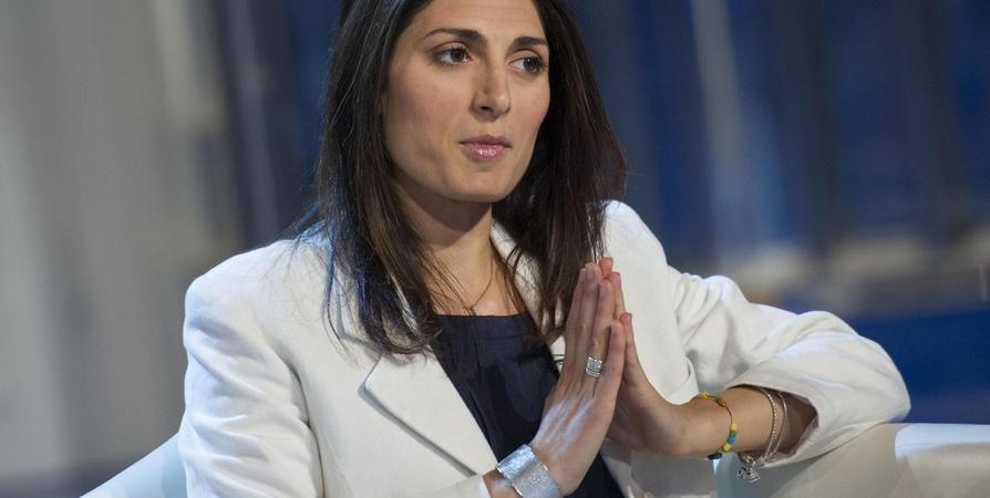 virginia raggi maxistipendi