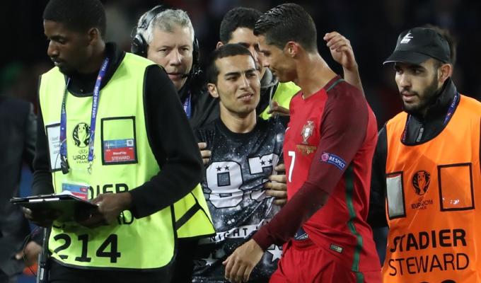 Cristiano Ronaldo selfie