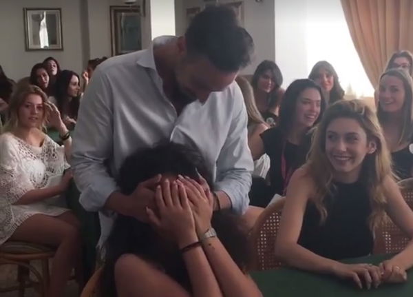 La proposta di matrimonio durante le selezioni per Miss Mondo Italia
