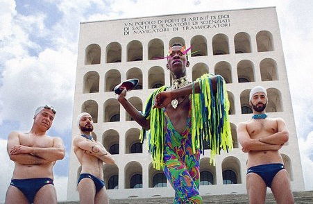 Fendi comtro il Roma Pride