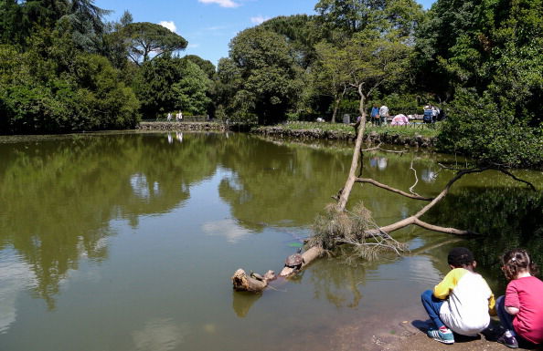 Villa Ada violenza sessuale 16enne Roma