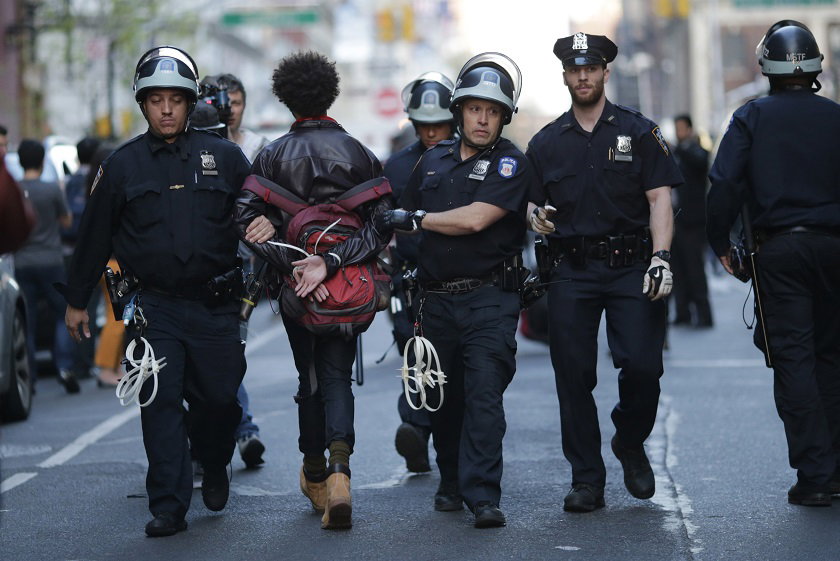 Violenza della polizia contro gli afro-americani, cosa dicono le statistiche article-post