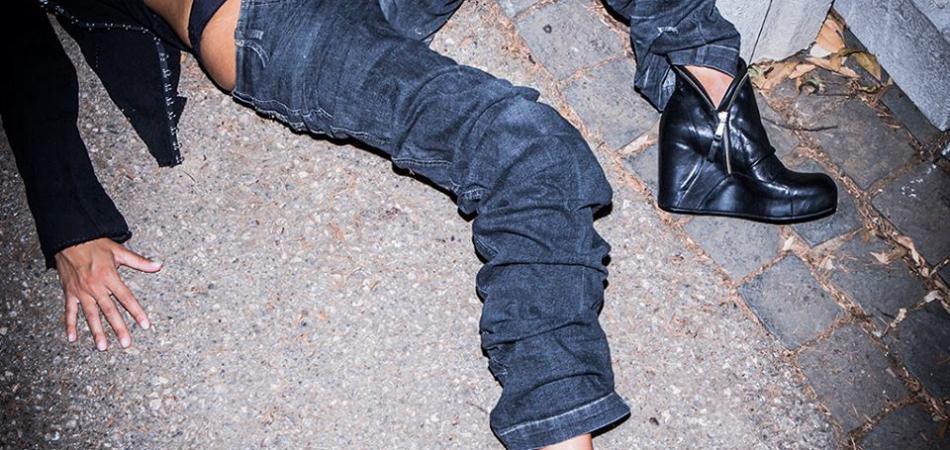 Eredi Corazza pubblicità femminicidio donna stuprata