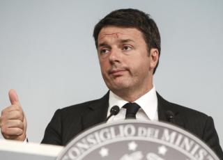 Matteo Renzi conferenza stampa Referendum