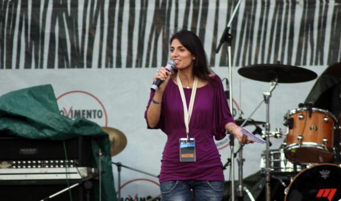 Virginia Raggi asili bando cancellato