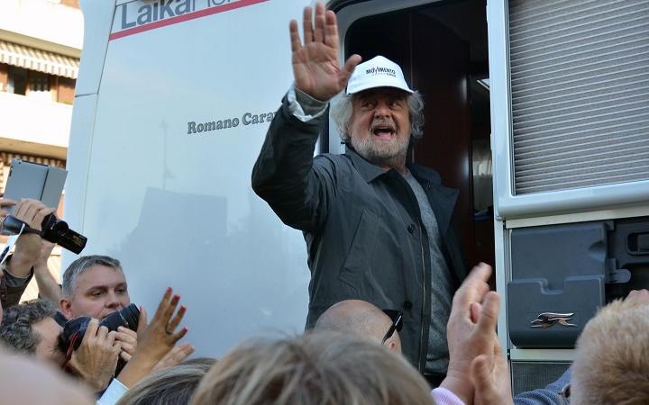 beppe grillo federico pizzarotti