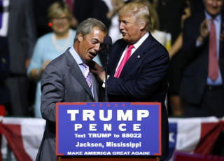 Donald Trump Brexit errore complotto