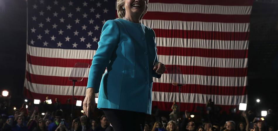 Fbi Hillary Clinton mail archiviazione