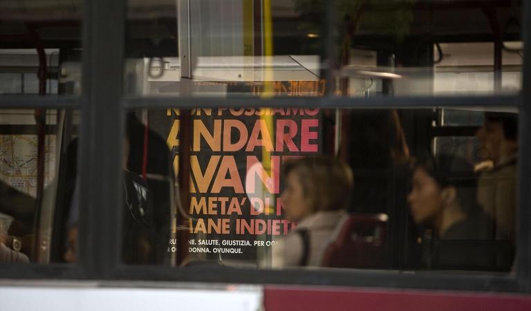 biglie contro autobus