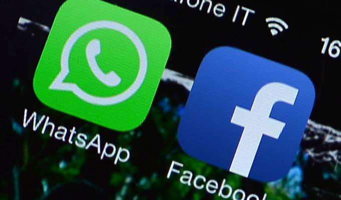 Facebook WhatsApp trasmissione dati