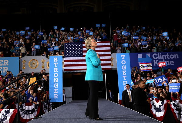 Hillary Clinton ha già vinto le presidenziali. I 10 motivi per cui lo sappiamo