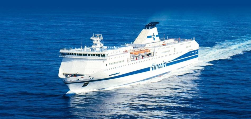 nave tirrenia morta