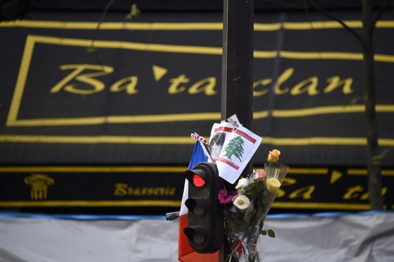La storia di Alexandra, che si finse vittima del Bataclan e ora sotto processo a Parigi