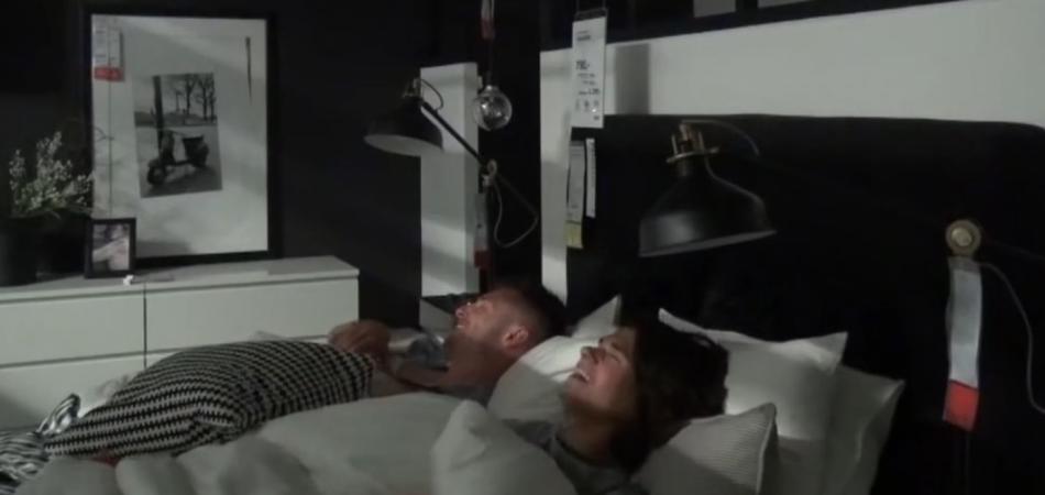 Dormire all'Ikea video