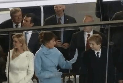 barron trump batti cinque