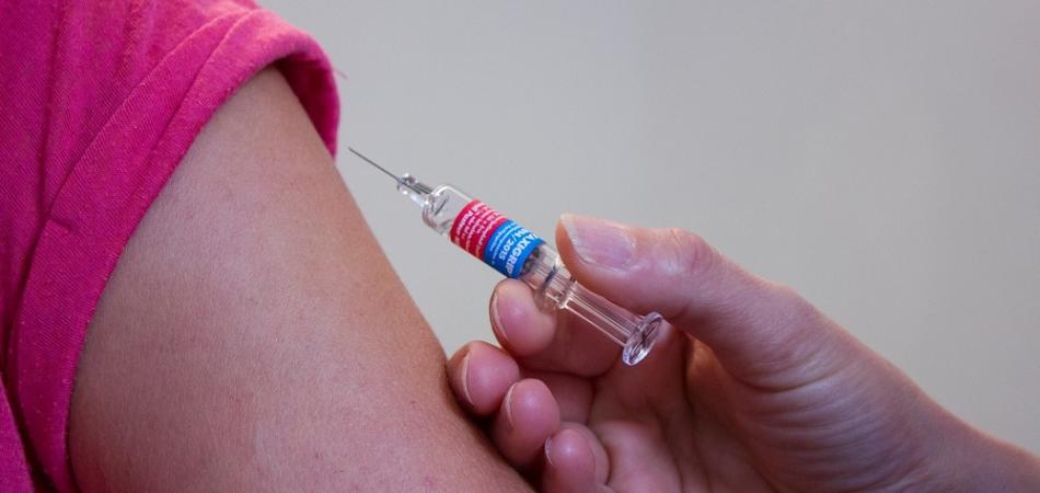 bambino non vaccinato pallanuoto