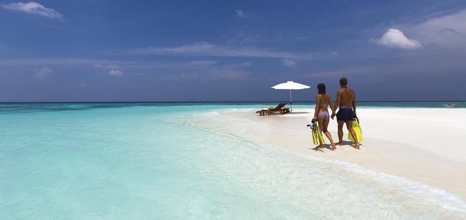 Voli low cost: viaggiare a San Valentino